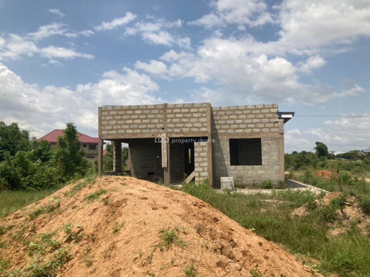 Uncompleted 3bedrooms House in Dawhenya, Dawhenya, Dawhenya, Tema, Accra, House for Sale