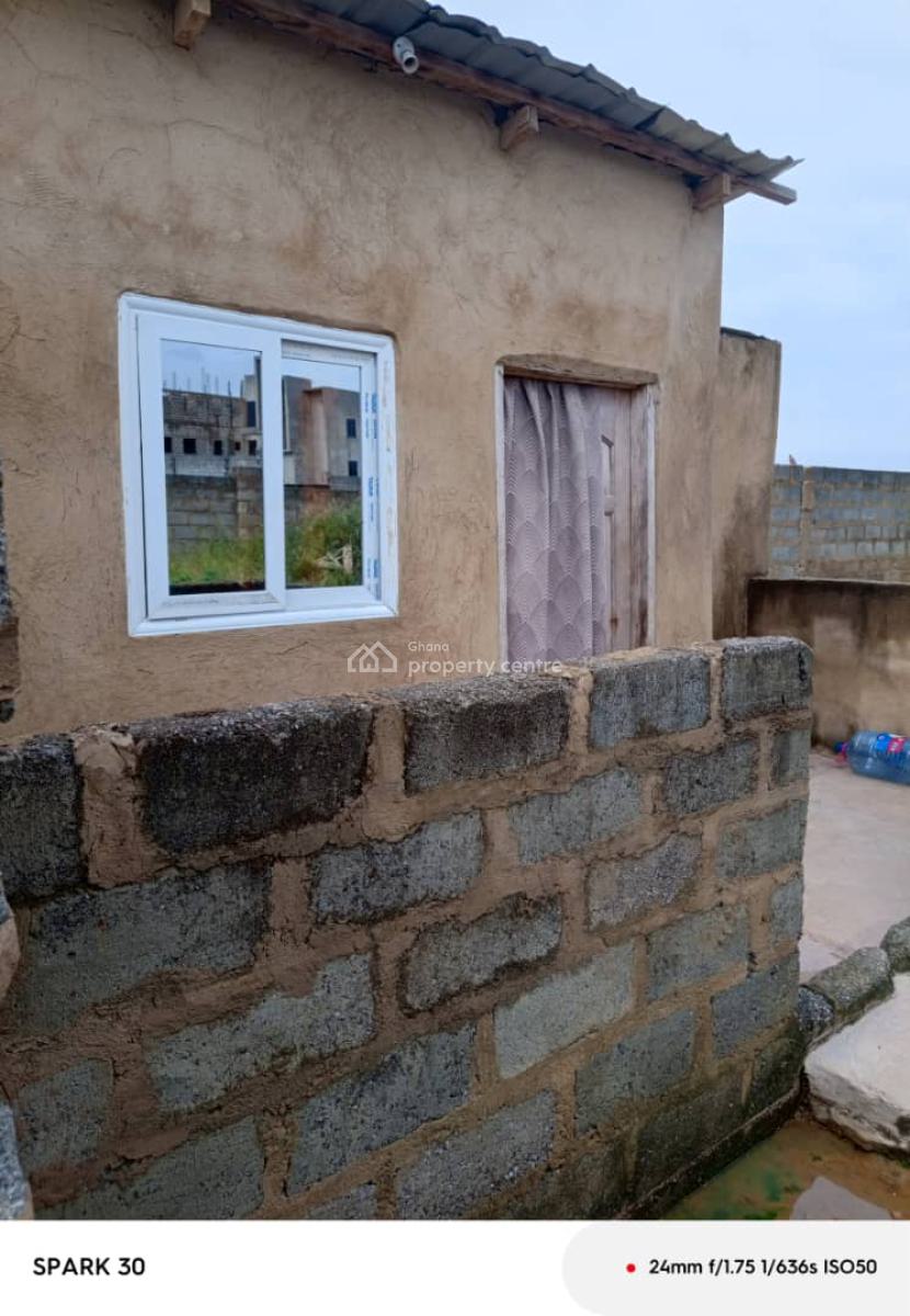 Titled, Walled & Gated 2 Plots with Single Room @ Nsakina Ablekuma, Nsakina Ablekuma, Ga East Municipal, Accra, Land for Sale