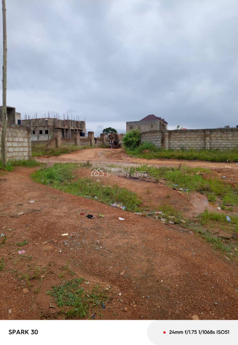 Titled & Walled Plot @ Nsakina Ablekuma, Nsakina Ablekuma, Ga East Municipal, Accra, Land for Sale