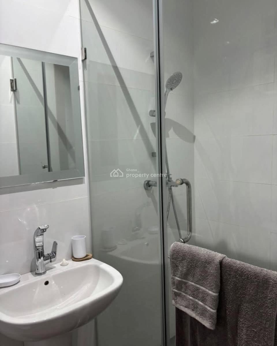 Executive Furnished 3-bedroom, East Airport, Airport Residential Area, Accra, Townhouse for Rent