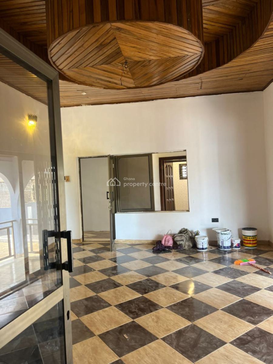 Freehold 4 Bedroom with Outhouse & Swimming Pool, Broadcastle Accra, Accra Metropolitan, Accra, House for Sale
