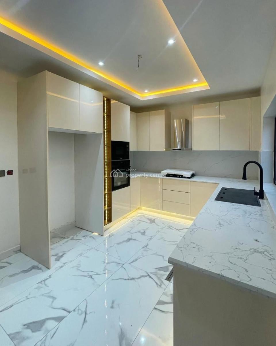 Executive 3-bedroom, Ashaley Botwe, Adenta Municipal, Accra, House for Sale