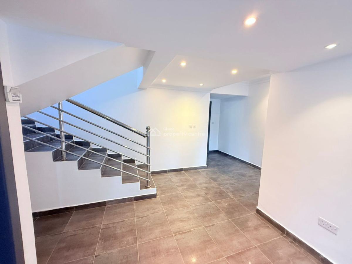 Executive 3 Bedroom, North Labone, Accra, House for Rent