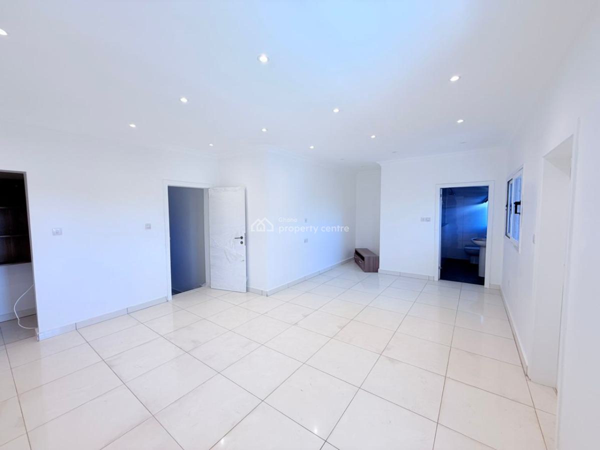 Executive 3 Bedroom, North Labone, Accra, House for Rent