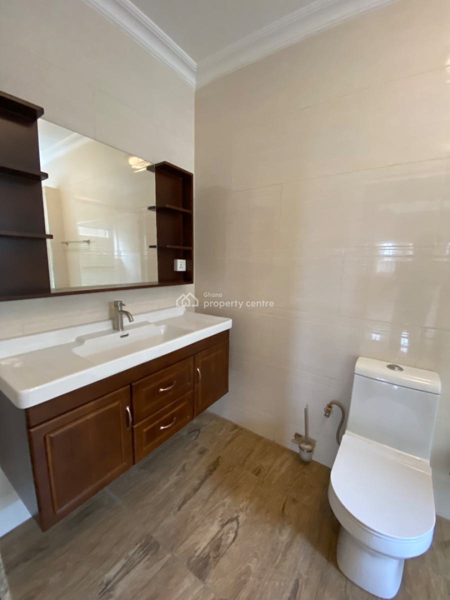 5 Bedrooms in East Legon, East Legon, East Legon, Accra, Detached Duplex for Sale