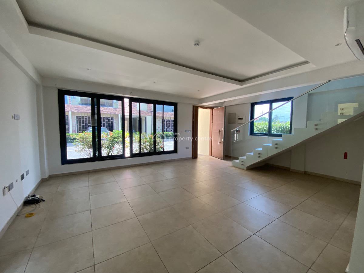 3 Bedrooms Townhouse with Pool East Legon, Lagos Avenue, East Legon, Accra, Townhouse for Rent