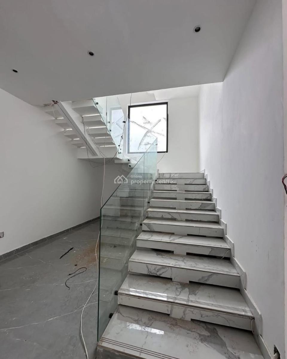 Executive 5 Bedroom, Ashaley Botwe, Adenta Municipal, Accra, House for Sale