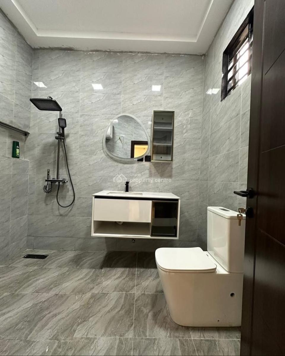 Executive 4-bedroom, Kpone Katamanso, Accra, House for Sale