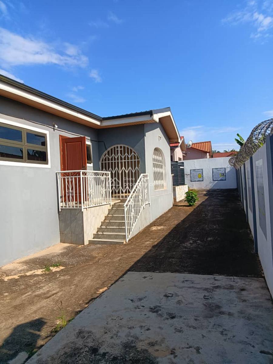 3 Self Contain Apartments of 5 Bedroom House, Agape Ablekuma, Accra Metropolitan, Accra, Apartment for Sale