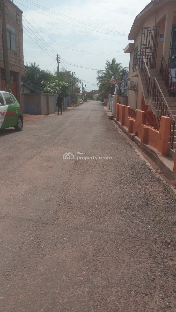 Single Room Apartment on a Tarred Road, Around Rainbow Junction, Spintex, Accra, Apartment for Rent