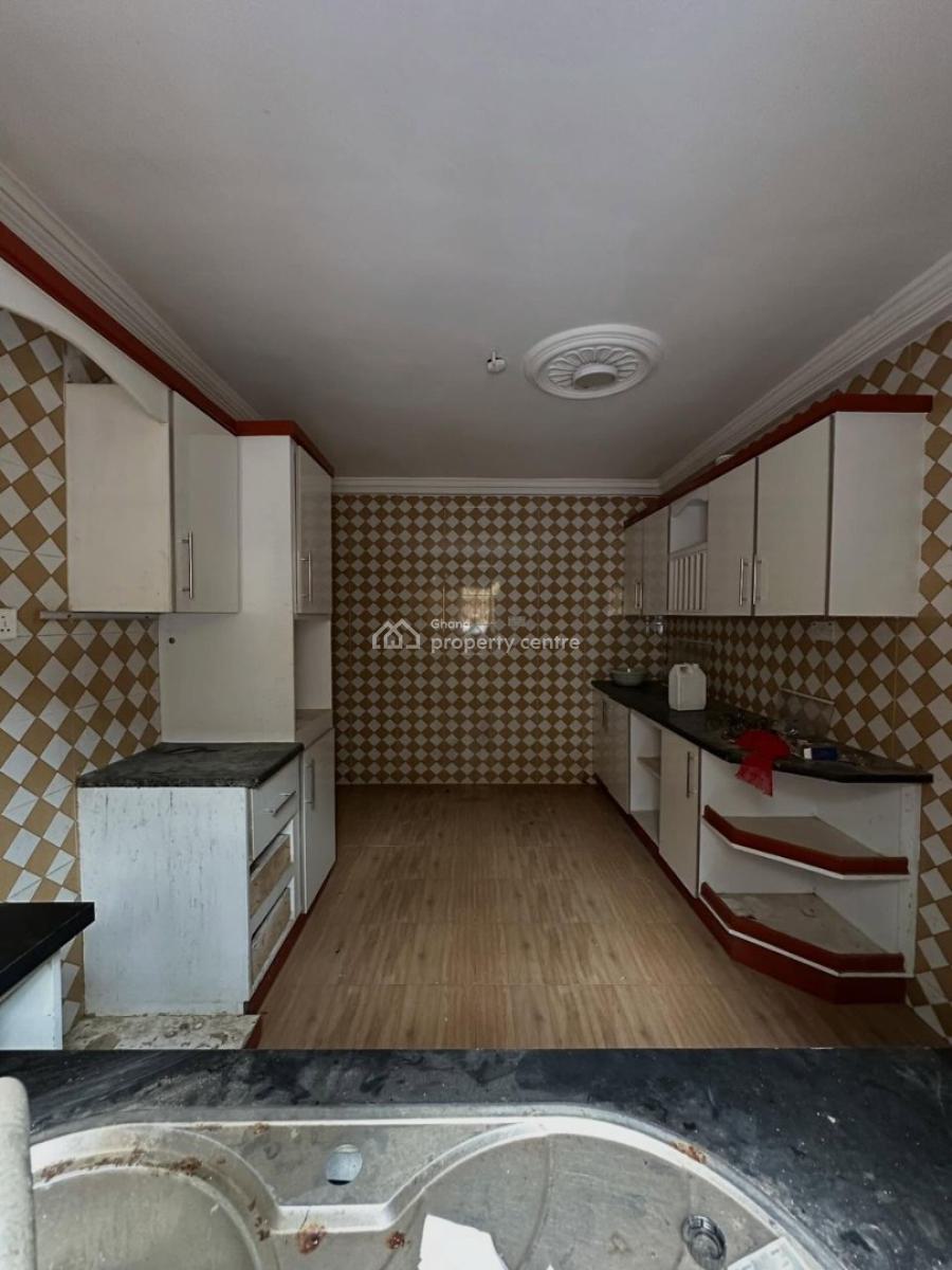 Executive an Old 5 Bedroom, East Legon, Accra, House for Sale