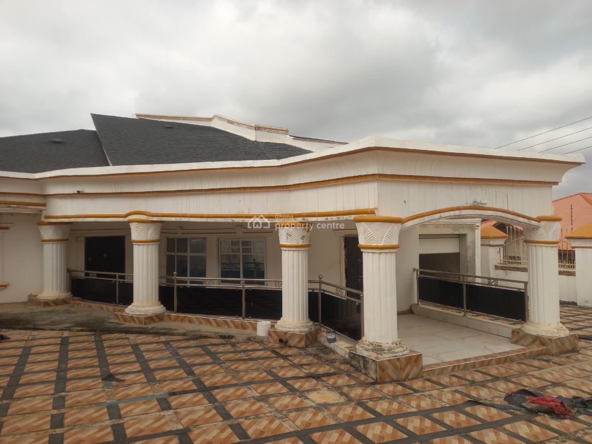 7 Bedrooms, Parkoso, Near Asokore Mampong/ Tech Junction, Kumasi Metropolitan, Ashanti, House for Sale