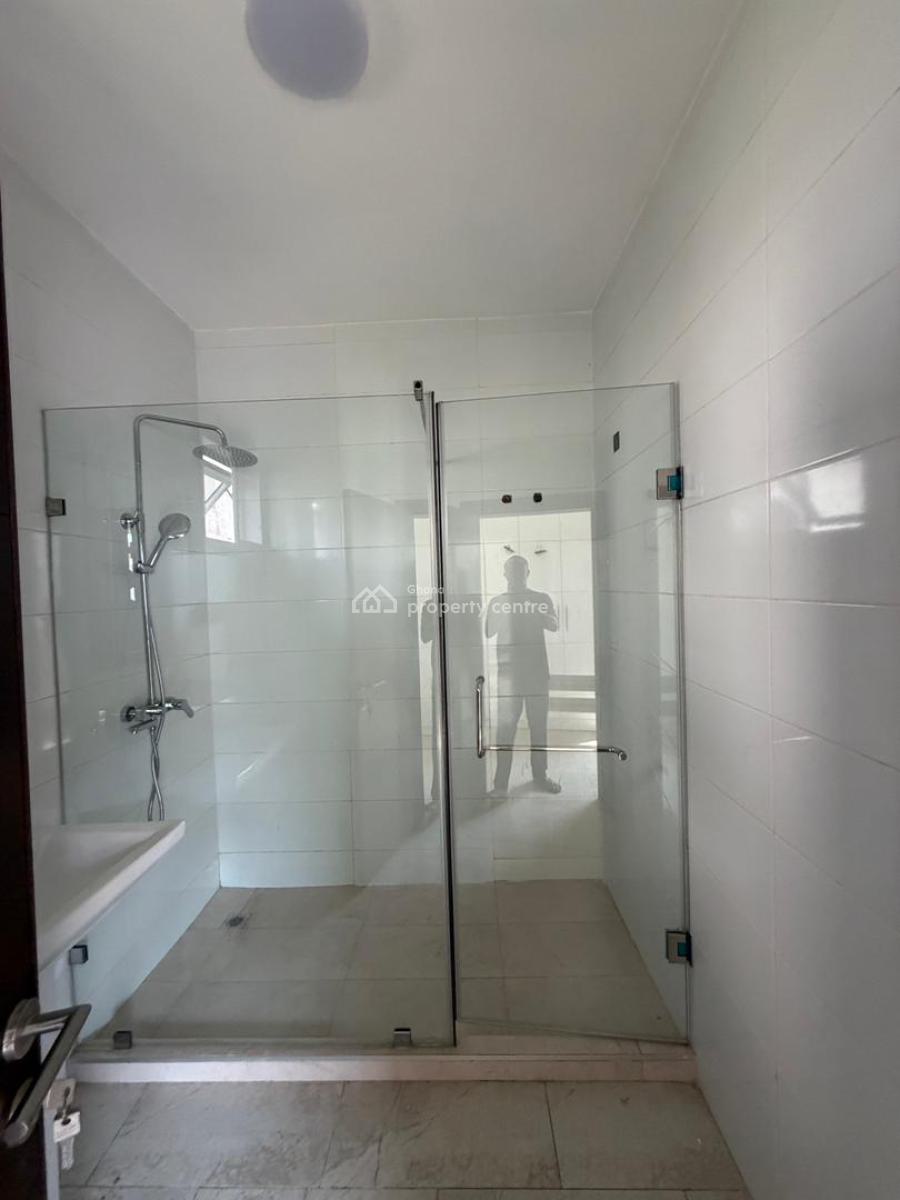 4 Bedrooms House at East Legon Adjiringanor, Adjiringanor, Adjiringanor, East Legon, Accra, Detached Duplex for Sale