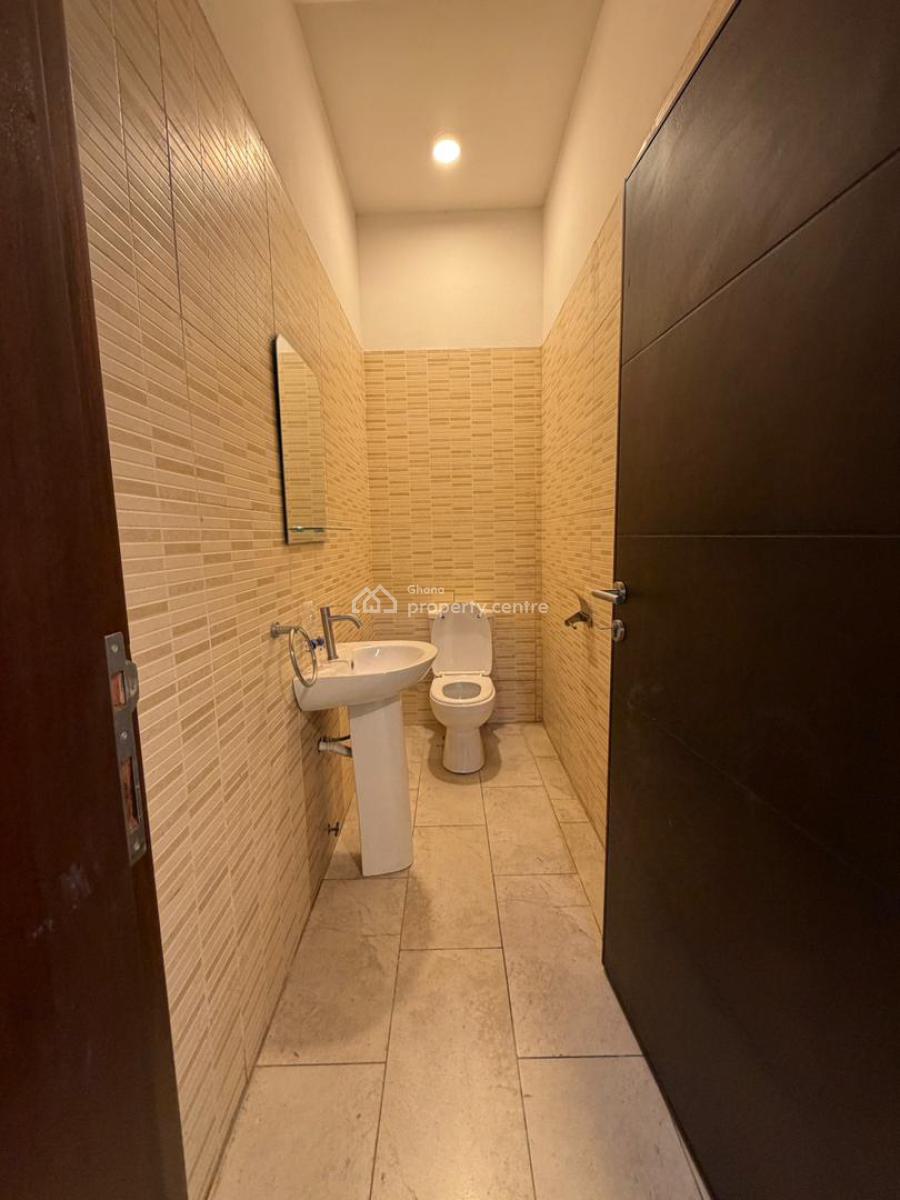 4 Bedrooms House at East Legon Adjiringanor, Adjiringanor, Adjiringanor, East Legon, Accra, Detached Duplex for Sale