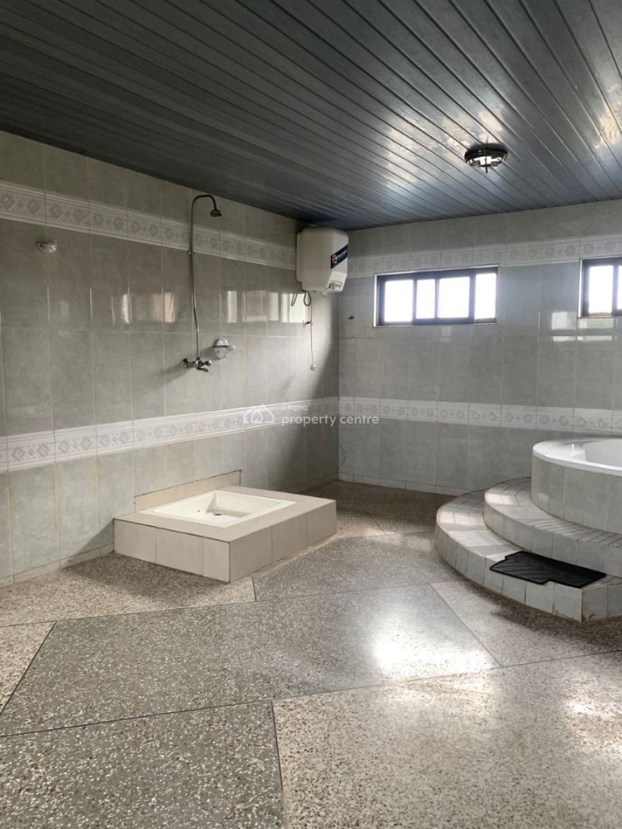 5 Bedrooms House in Adjiringanor on Huge Plot of Land, Adjiringanor, Adjiringanor, East Legon, Accra, Detached Duplex for Sale