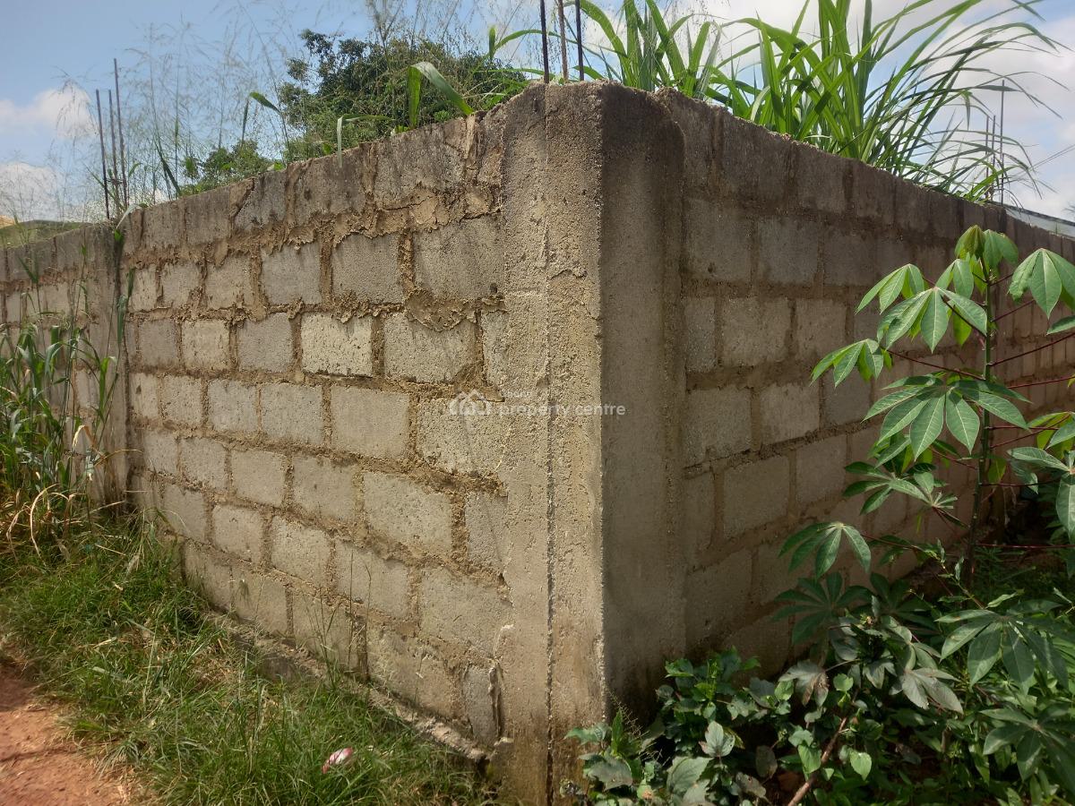 Plot ( 3 Shops/ Stores)  Fully Fence Walled., Sabin Akrofrom, Near Trede.  on Santasi Road., Kumasi Metropolitan, Ashanti, Land for Sale