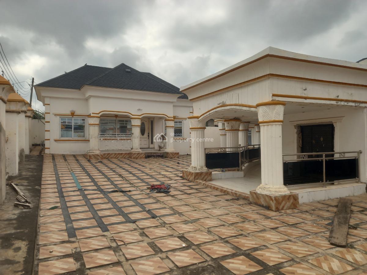 7 Bedrooms ( Asokore Mampong), Asokore Mampong ( Parkoso)., Kumasi Metropolitan, Ashanti, House for Sale