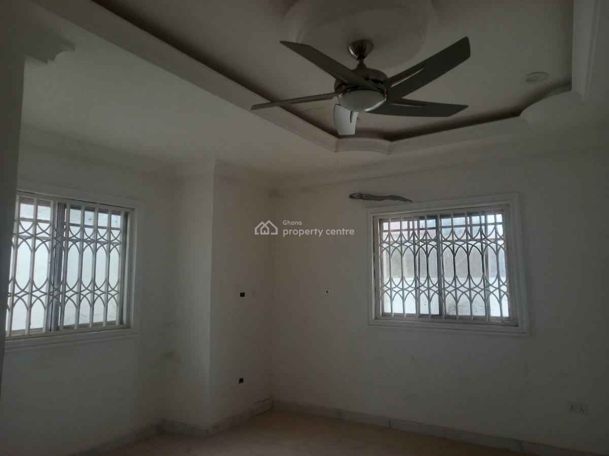 7 Bedrooms ( Asokore Mampong), Asokore Mampong ( Parkoso)., Kumasi Metropolitan, Ashanti, House for Sale