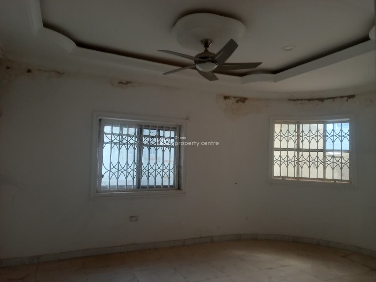 7 Bedrooms ( Asokore Mampong), Asokore Mampong ( Parkoso)., Kumasi Metropolitan, Ashanti, House for Sale