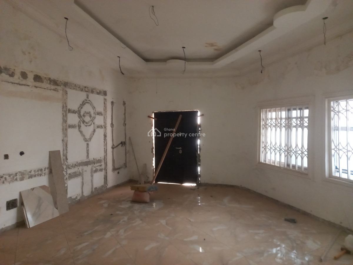 7 Bedrooms ( Asokore Mampong), Asokore Mampong ( Parkoso)., Kumasi Metropolitan, Ashanti, House for Sale