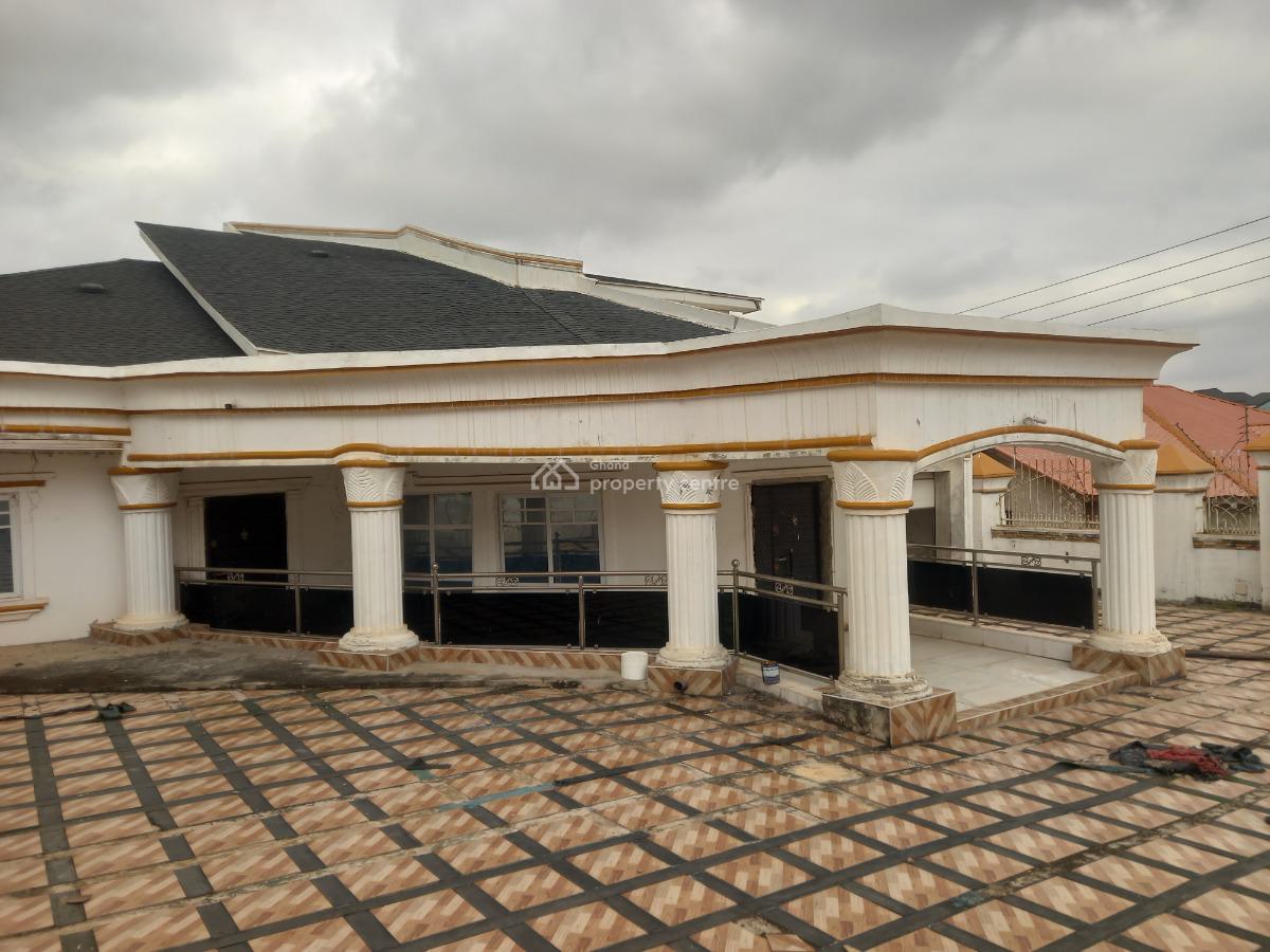 7 Bedrooms ( Asokore Mampong), Asokore Mampong ( Parkoso)., Kumasi Metropolitan, Ashanti, House for Sale