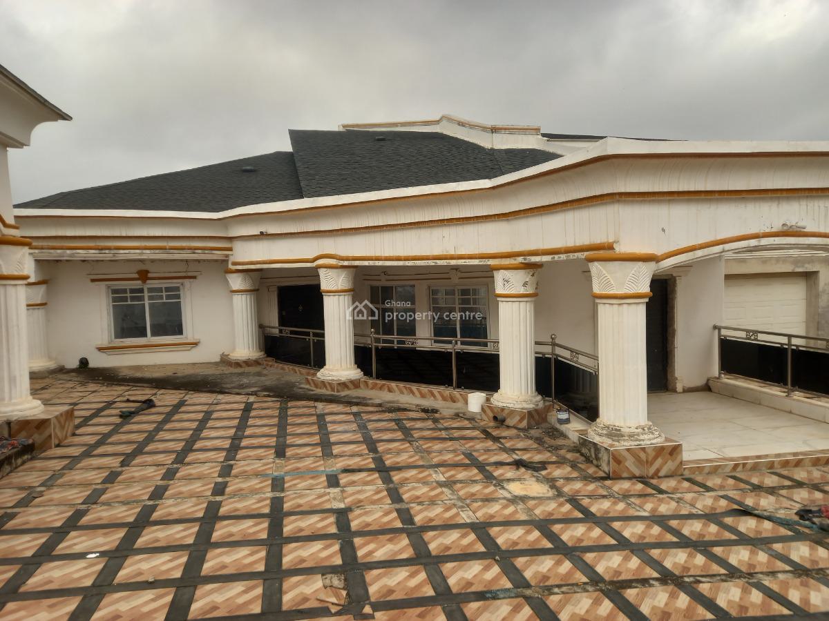 7 Bedrooms ( Asokore Mampong), Asokore Mampong ( Parkoso)., Kumasi Metropolitan, Ashanti, House for Sale