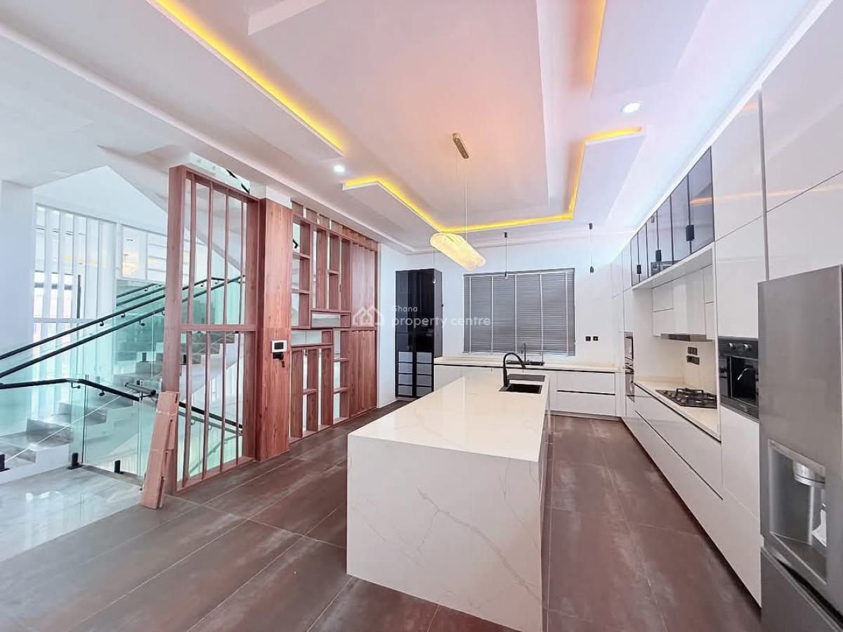 Executive Elegant 6 Bedrooms One Storey Building with Boys Quarters, East Legon, Accra, Detached Duplex for Sale