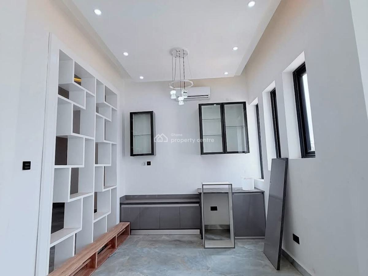 Executive Elegant 6 Bedrooms One Storey Building with Boys Quarters, East Legon, Accra, Detached Duplex for Sale