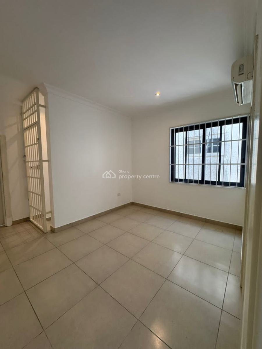 Executive 4-bedroom Townhouse @ East Legon, East Legon, Accra, Townhouse for Rent