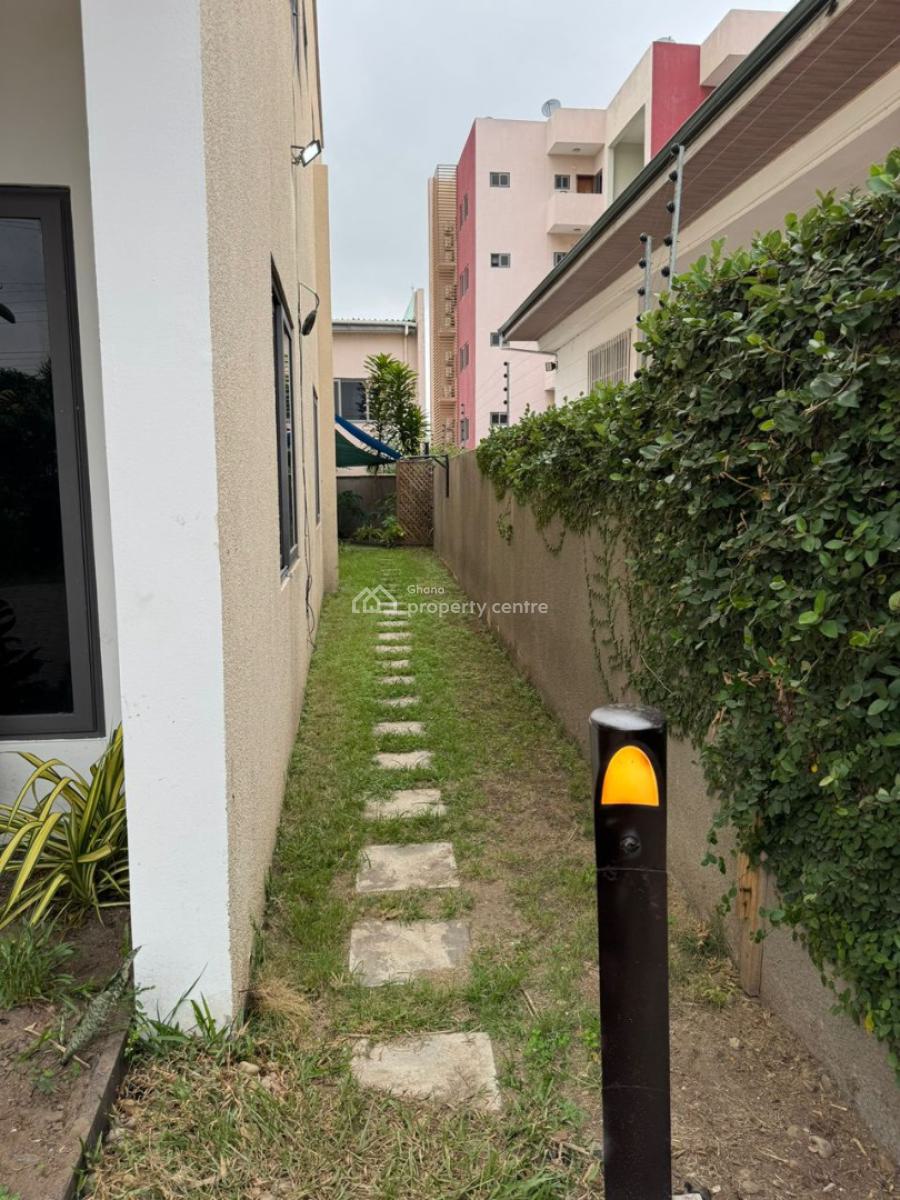Executive 4-bedroom Townhouse @ East Legon, East Legon, Accra, Townhouse for Rent
