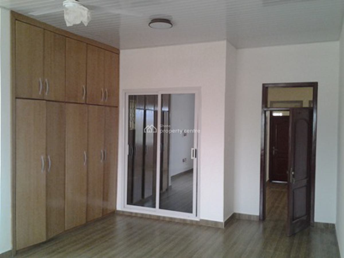 4 Bedroom House in a Gated Estate., Lakeside Estates, Ashaley Botwe, Adenta Municipal, Accra, Detached Duplex for Rent