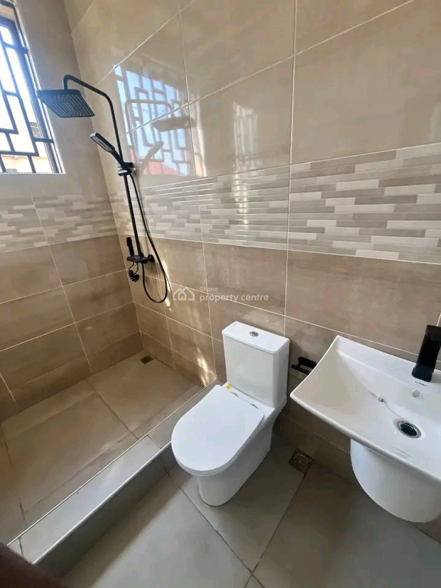 Executive 2-bedroom Apartment, Dansoman, Accra, Apartment for Rent