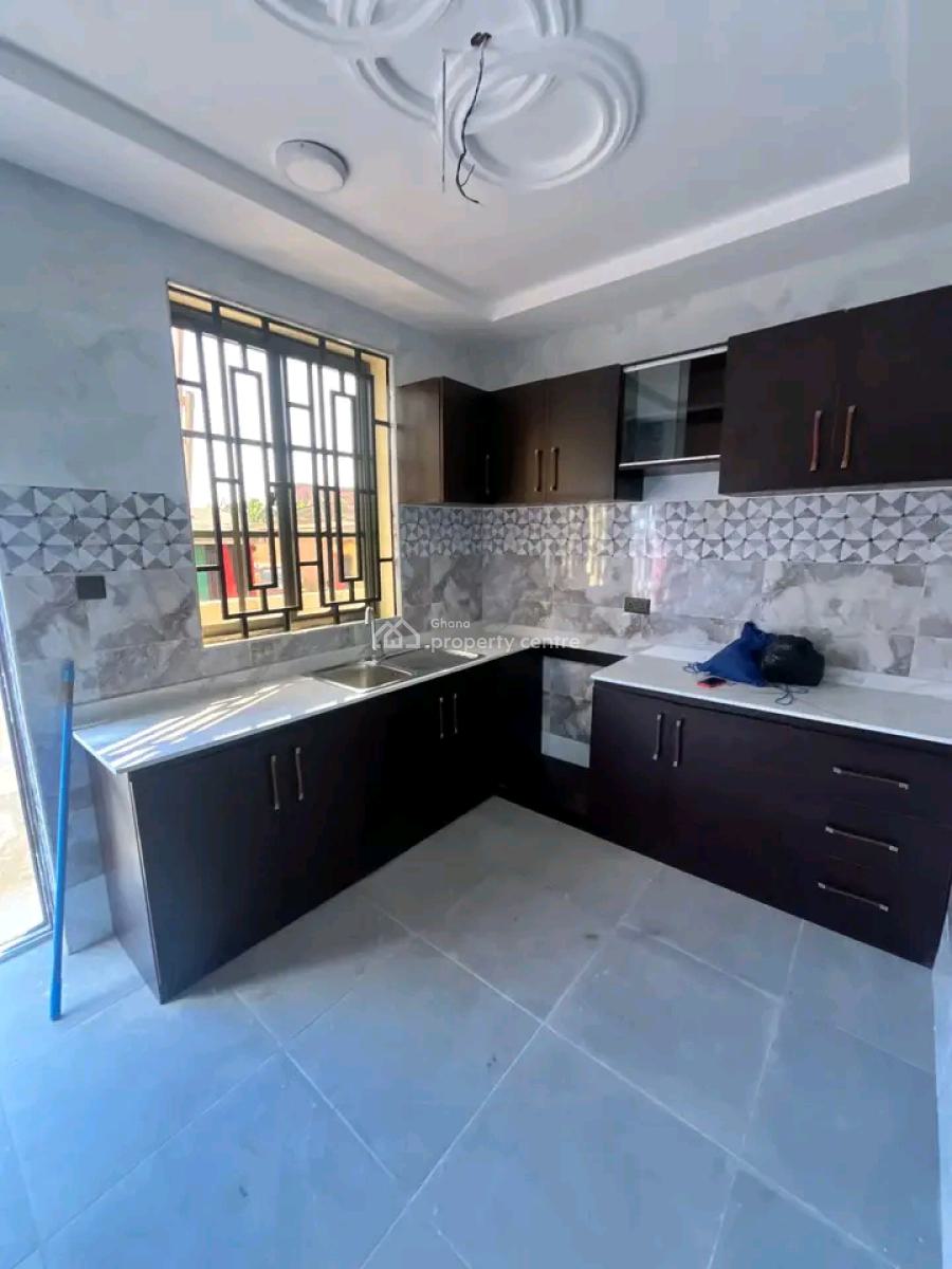 Executive 2-bedroom Apartment, Dansoman, Accra, Apartment for Rent