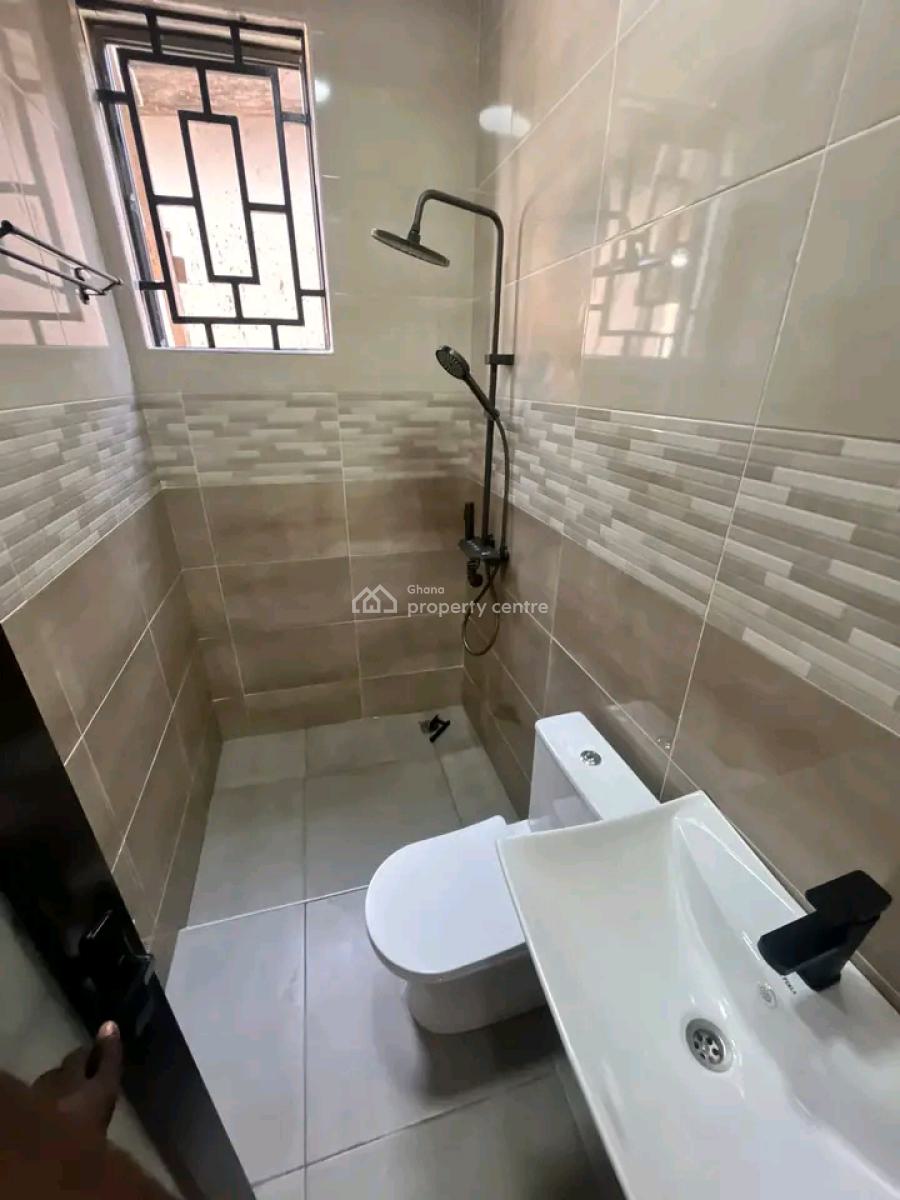 Executive 2-bedroom Apartment, Dansoman, Accra, Apartment for Rent