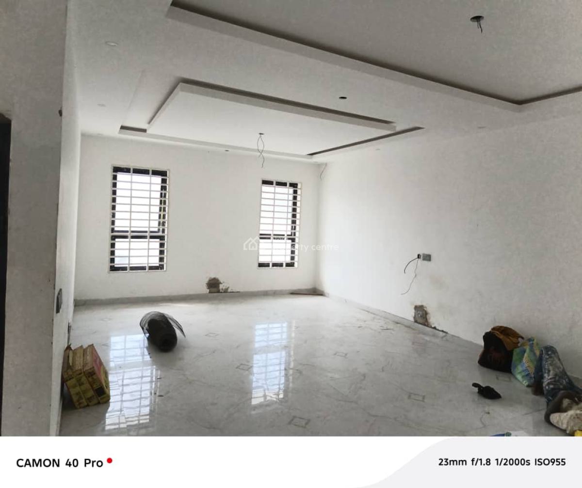 Executive 4-bedroom Townhouse @ Sakumono, Sakumono, Tema, Accra, House for Sale