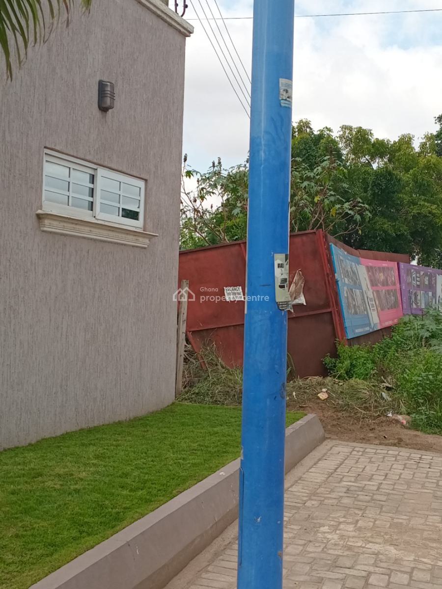 1 Acre   of Land on  Tarred Road, Taifa, Dome, Ga East Municipal, Accra, Land for Sale