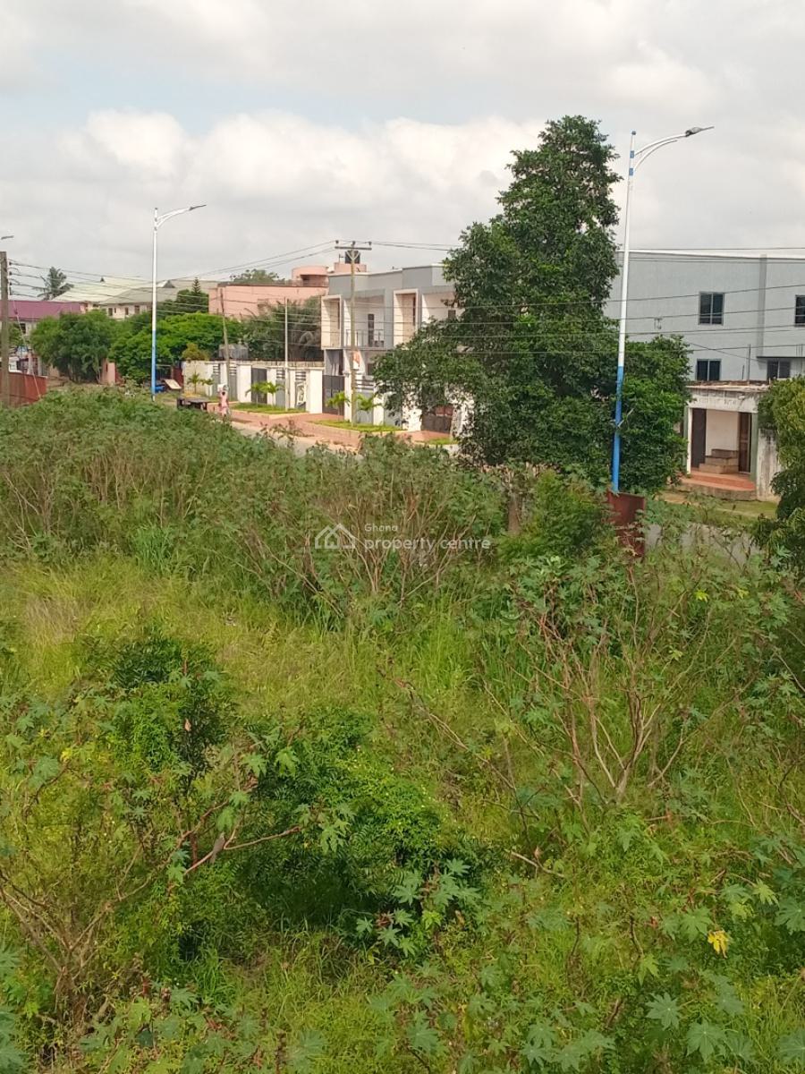 1 Acre   of Land on  Tarred Road, Taifa, Dome, Ga East Municipal, Accra, Land for Sale