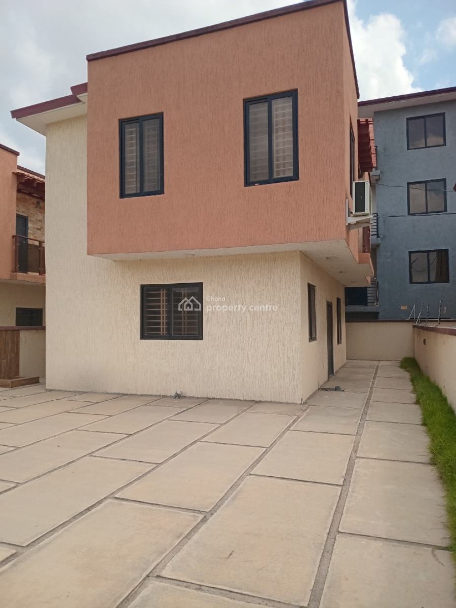 2 Bedroom House, Mile 7, Achimota, Accra, House for Sale