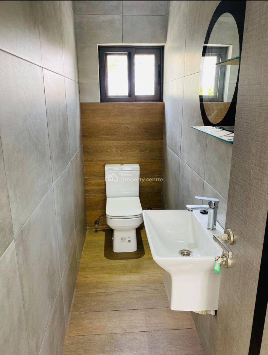 Luxury Four Bedrooms, Trasacco, Adenta Municipal, Accra, Townhouse for Sale