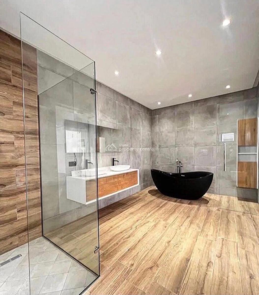 Luxury Four Bedrooms, Trasacco, Adenta Municipal, Accra, Townhouse for Sale