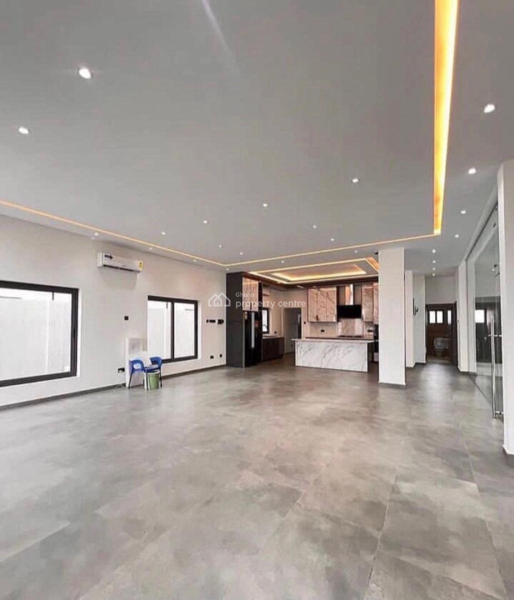 Luxury Four Bedrooms, Trasacco, Adenta Municipal, Accra, Townhouse for Sale