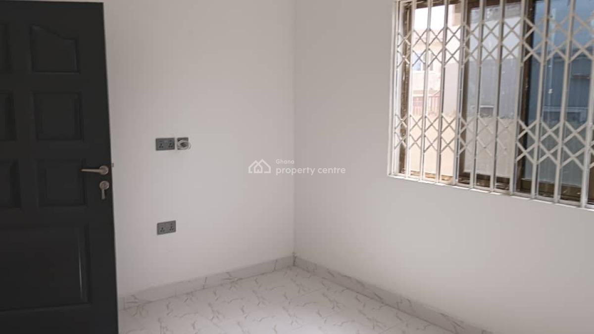 Two Bedroom Self Contain, Rasta Bushroad  Police Statoin, Teshie-nungua Estates, Accra, Mini Flat for Rent