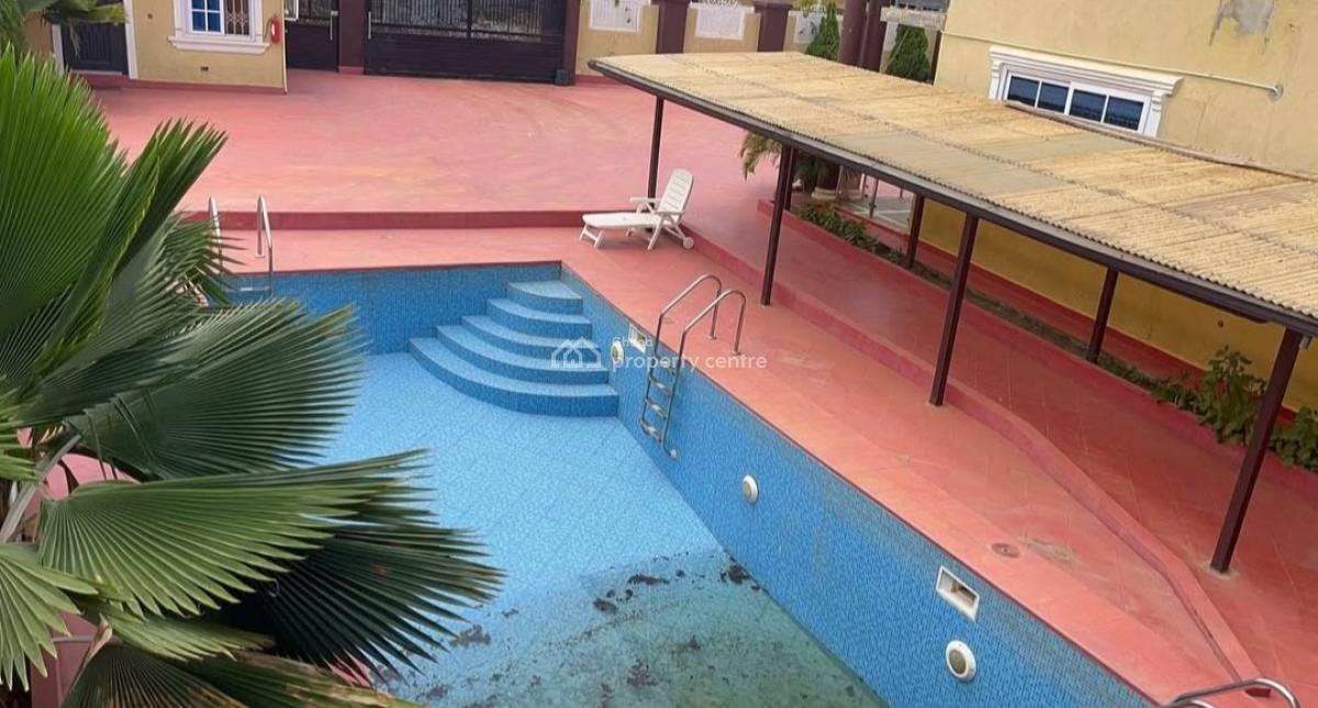 5 Bedrooms House ( Semi Furnished), Kwadaso, Kumasi Metropolitan, Ashanti, House for Sale