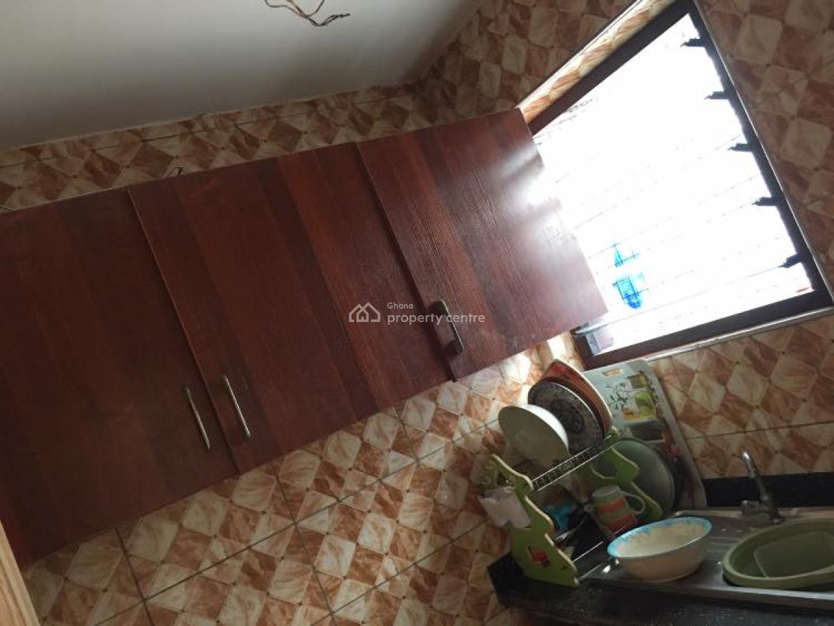 Furnished Studio Apartment, Papaye Down, Oxford Street, Osu, Accra, Single Room Self Contained for Rent