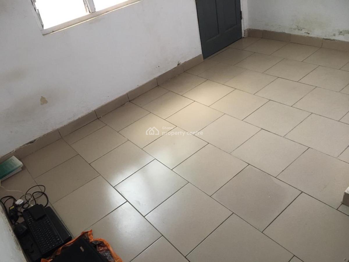 Nice Single Room Self Contained, La Polyclinic, South Shiashie, Accra, Single Room Self Contained for Rent
