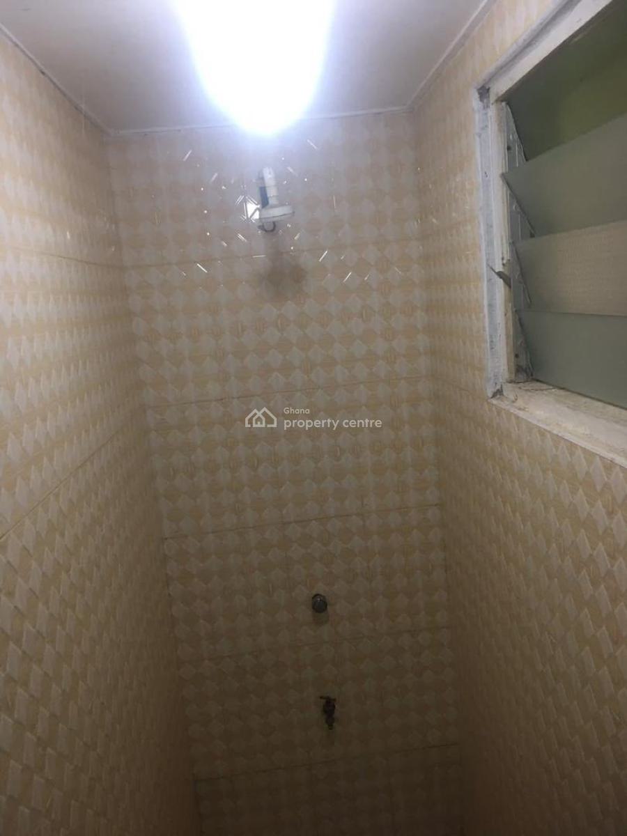 Nice Single Room Self Contained, La Polyclinic, South Shiashie, Accra, Single Room Self Contained for Rent