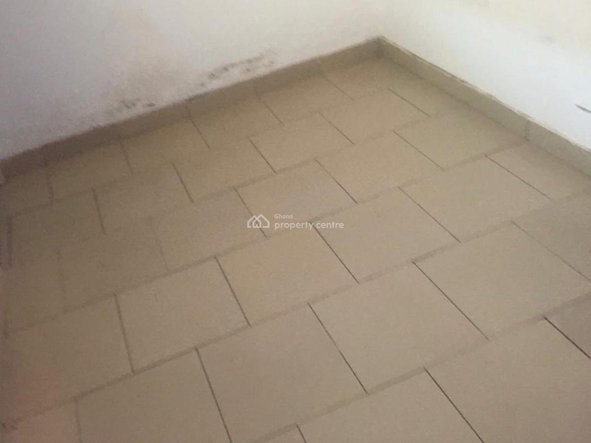 Nice Single Room Self Contained, La Polyclinic, South Shiashie, Accra, Single Room Self Contained for Rent