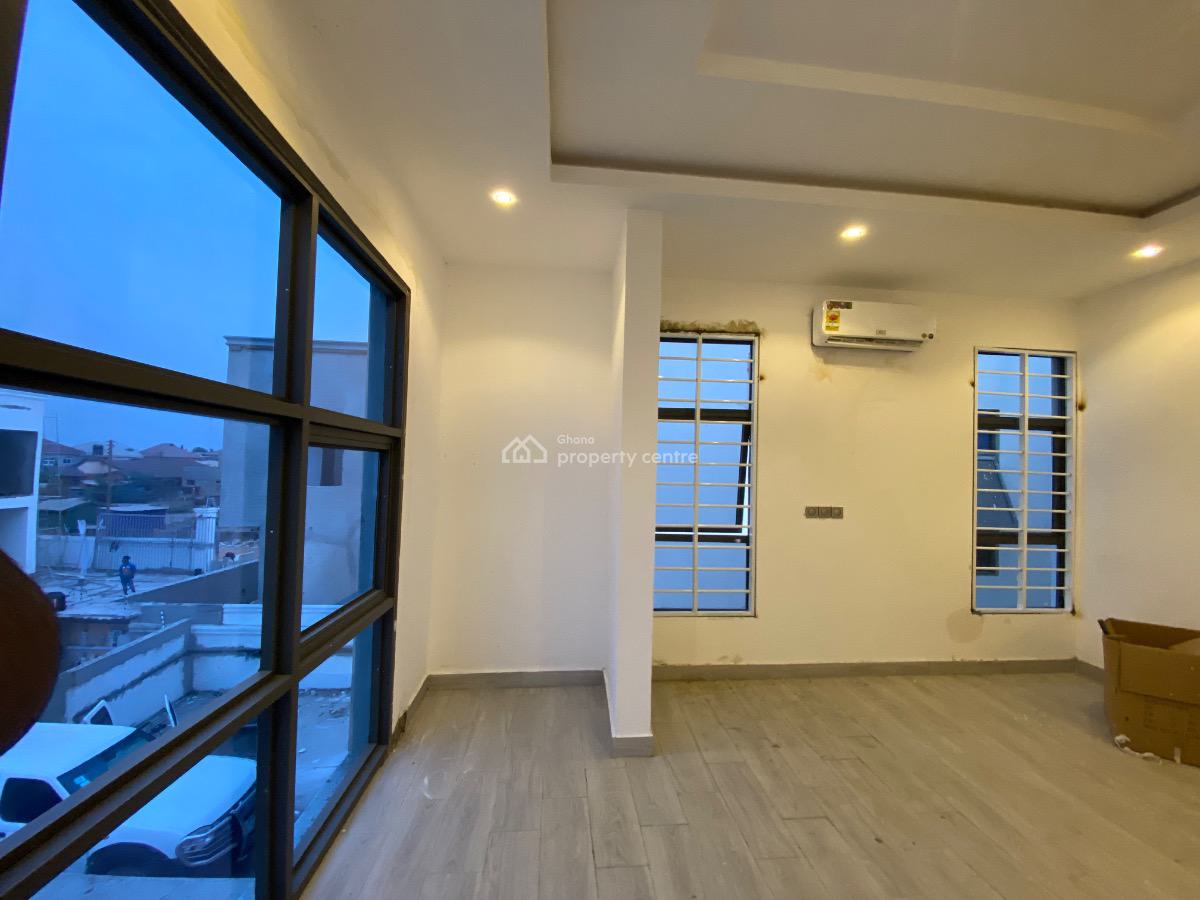 3 Bedrooms House School Junction, School Junction, East Legon Hills, East Legon, Accra, Detached Duplex for Sale