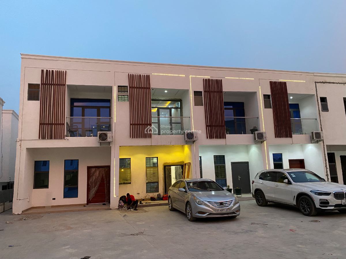 2 Bedrooms House School Junction, School Junction, East Legon Hills, East Legon, Accra, Semi-detached Duplex for Sale