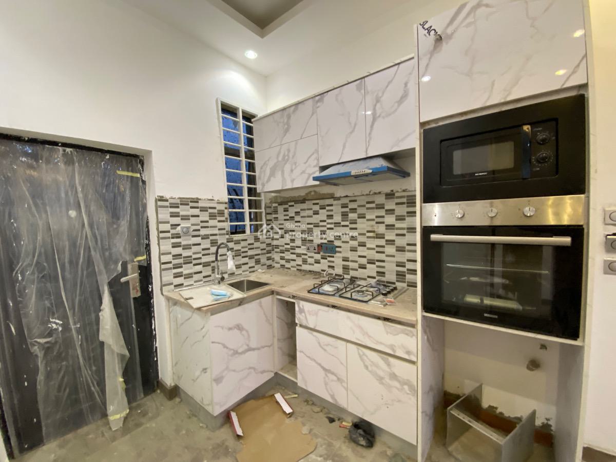 2 Bedrooms House School Junction, School Junction, East Legon Hills, East Legon, Accra, Semi-detached Duplex for Sale